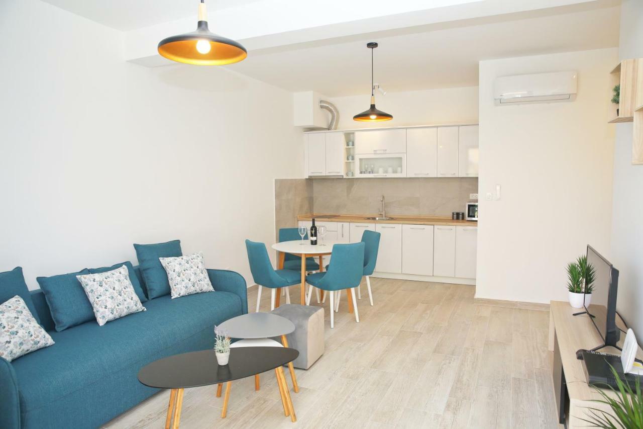 Apartments Boka Blue Dobrota Kotor Exterior photo